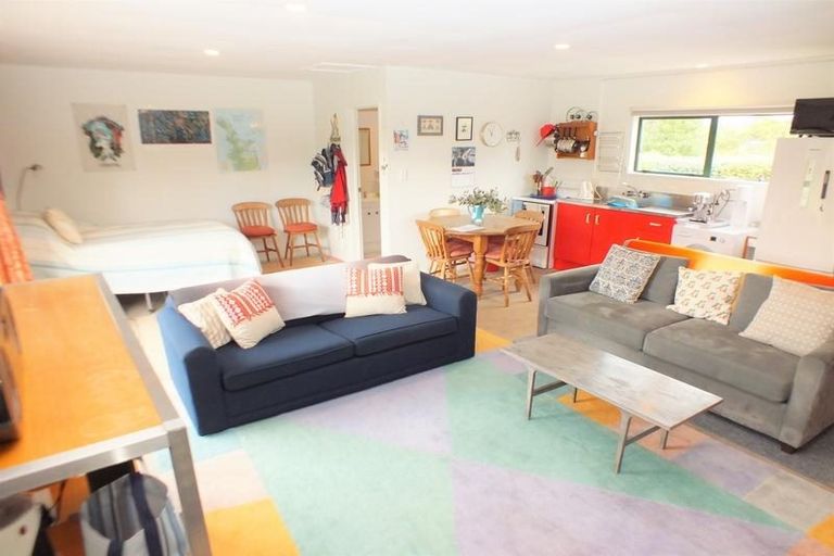 Photo of property in 620 Matarangi Drive, Matarangi, Whitianga, 3592