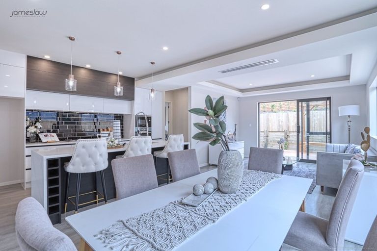 Photo of property in 27 Thistle Close, Beachlands, Auckland, 2018