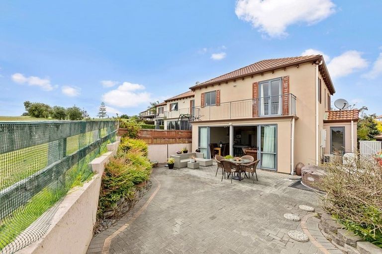 Photo of property in 25 Alverna Heights View, Gulf Harbour, Whangaparaoa, 0930