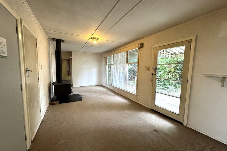 Photo of property in 215 Clyde Street, Balclutha, 9230