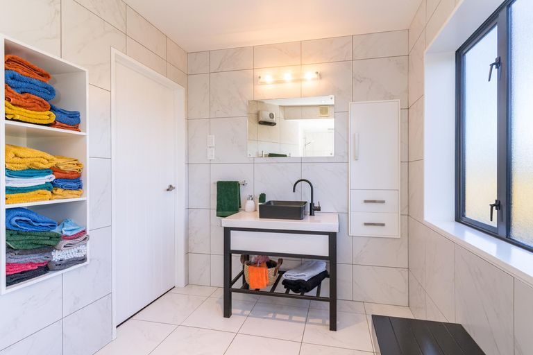 Photo of property in 16 Matukituki Crescent, Twizel, 7901