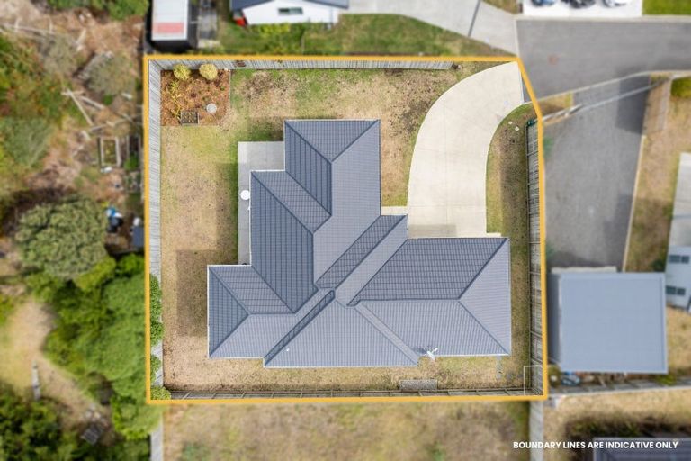 Photo of property in 53 Seagrass Place, Otaki Beach, Otaki, 5512