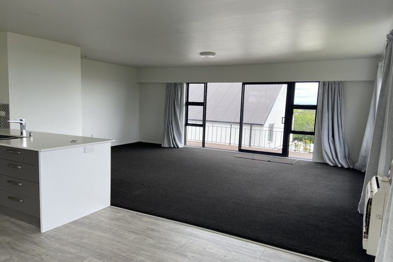 Photo of property in 2/51 Parklands Drive, Huntsbury, Christchurch, 8022