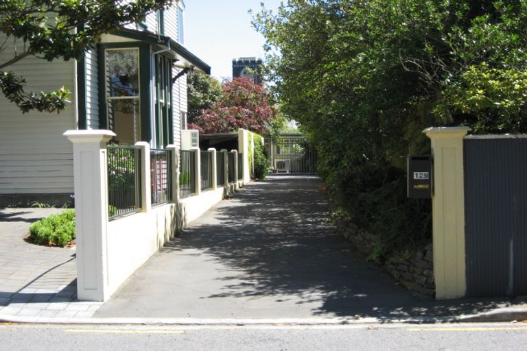 Photo of property in 129 Merivale Lane, Merivale, Christchurch, 8014