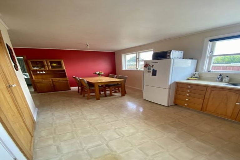 Photo of property in 16 Stephen Street, Trentham, Upper Hutt, 5018