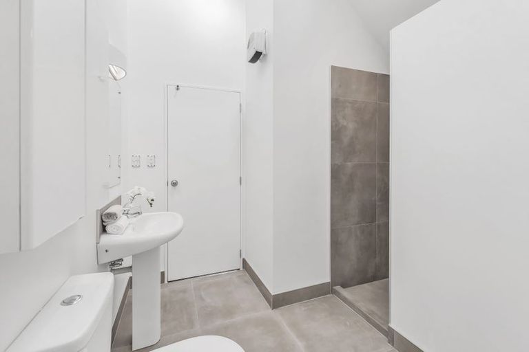 Photo of property in 4/1010 Colombo Street, St Albans, Christchurch, 8014