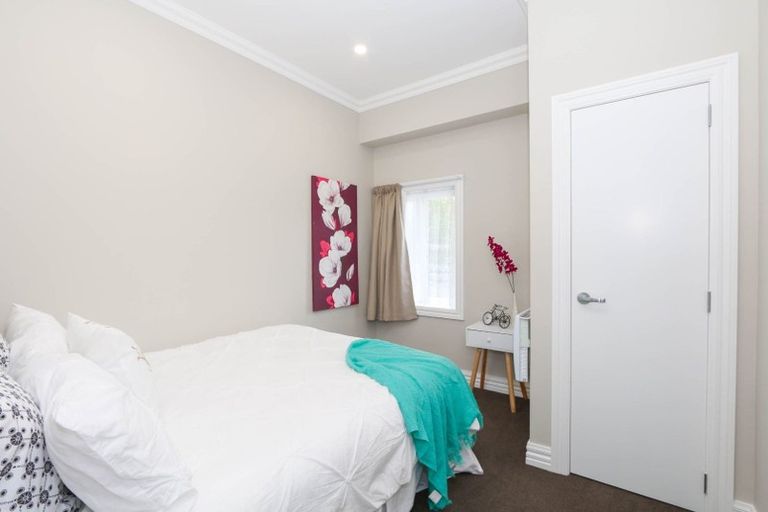 Photo of property in 84 Salamanca Road, Kelburn, Wellington, 6012
