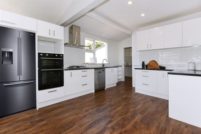 Photo of property in 46 Norwood Street, Beckenham, Christchurch, 8023