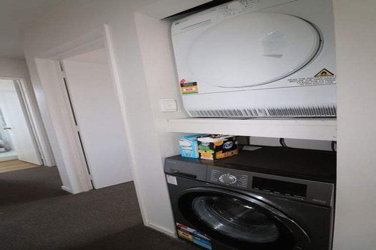 Photo of property in 5b Paeroa Street, Riccarton, Christchurch, 8041