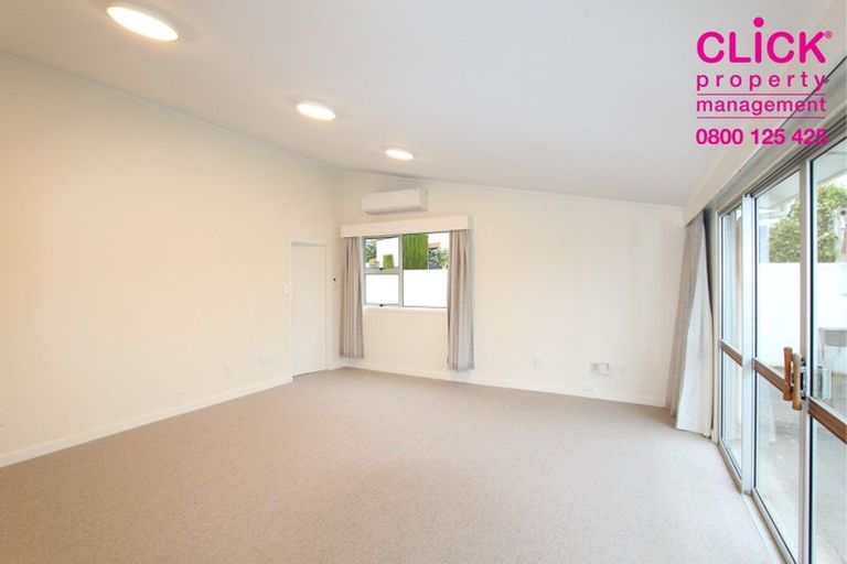 Photo of property in 54 Drivers Road, Maori Hill, Dunedin, 9010