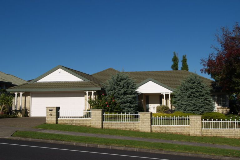 Photo of property in 20 Kilimanjaro Drive, Northpark, Auckland, 2013