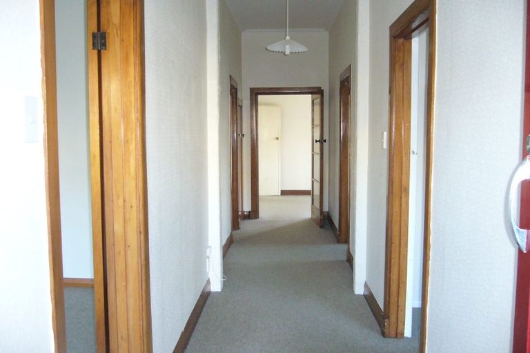 Photo of property in 20 Mckinley Crescent, Brooklyn, Wellington, 6021