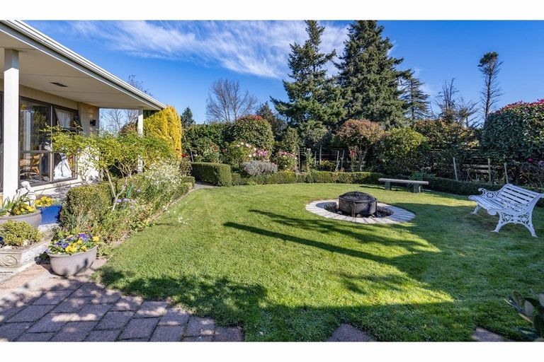 Photo of property in 10 Matai Place, Oxford, 7430