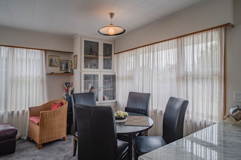 Photo of property in 28 Saint George Street, Watlington, Timaru, 7910