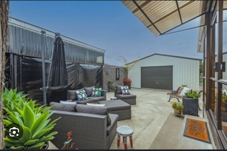 Photo of property in 3 Sutherland Crescent, Westbrook, Palmerston North, 4412