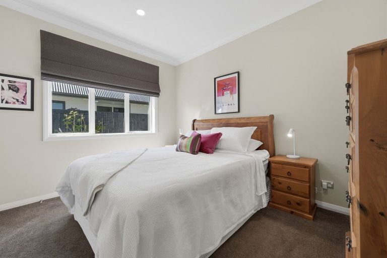 Photo of property in 22 Hansard Place, Bethlehem, Tauranga, 3110