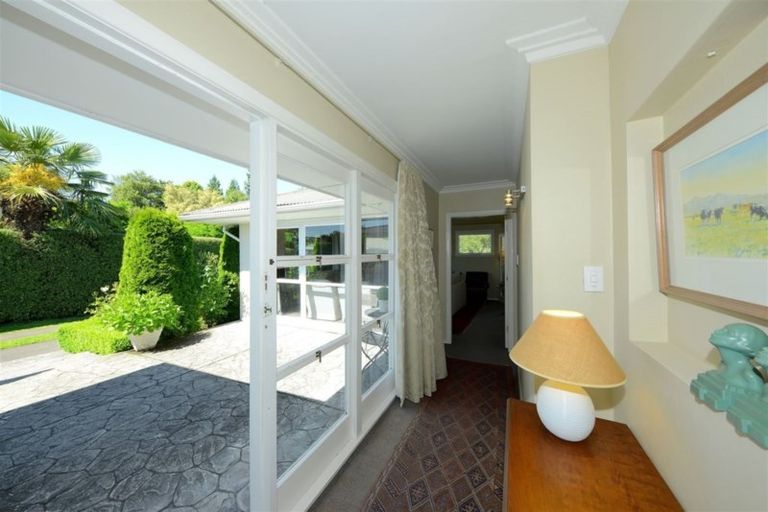 Photo of property in 8 Yardley Street, Avonhead, Christchurch, 8042