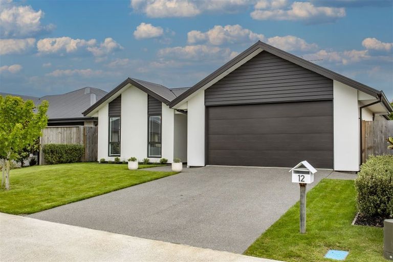 Photo of property in 12 Brantholme Place, Rangiora, 7400