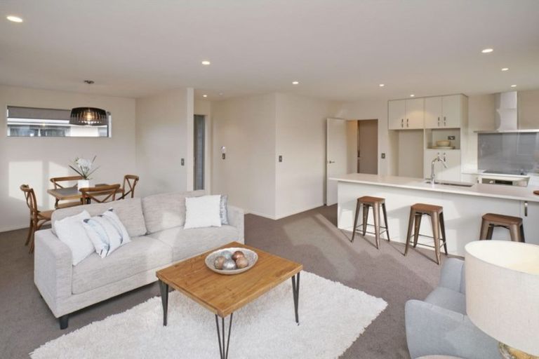 Photo of property in 250b Grahams Road, Bishopdale, Christchurch, 8053