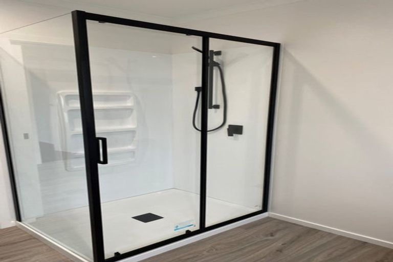 Photo of property in 22 Peters Avenue, Cloverlea, Palmerston North, 4412