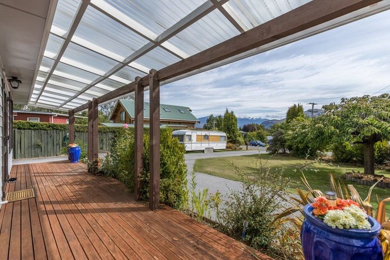 Photo of property in 35 Beech Street, Wanaka, 9305