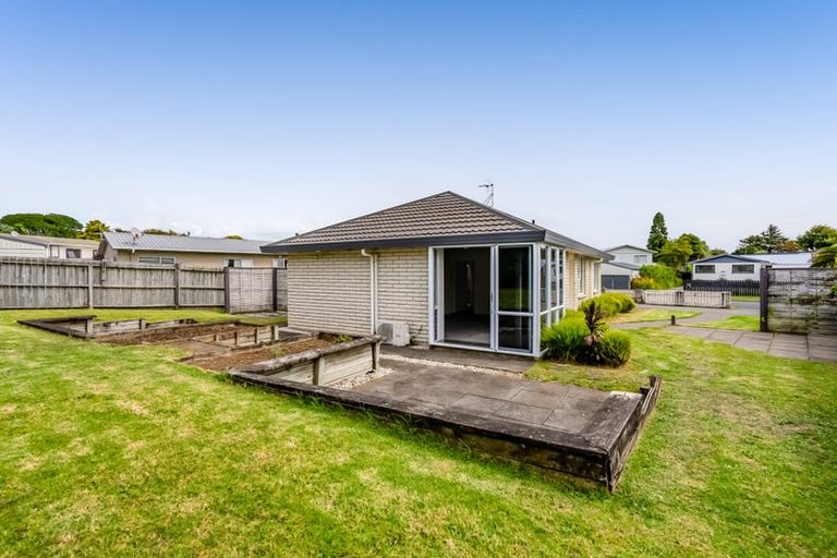 Photo of property in 25 Silvan Place, Bell Block, New Plymouth, 4312