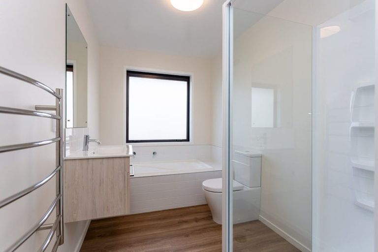 Photo of property in 15 Millhaven Place, Casebrook, Christchurch, 8051