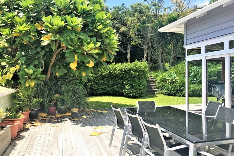 Photo of property in 74 Esplanade Road, Mount Eden, Auckland, 1024