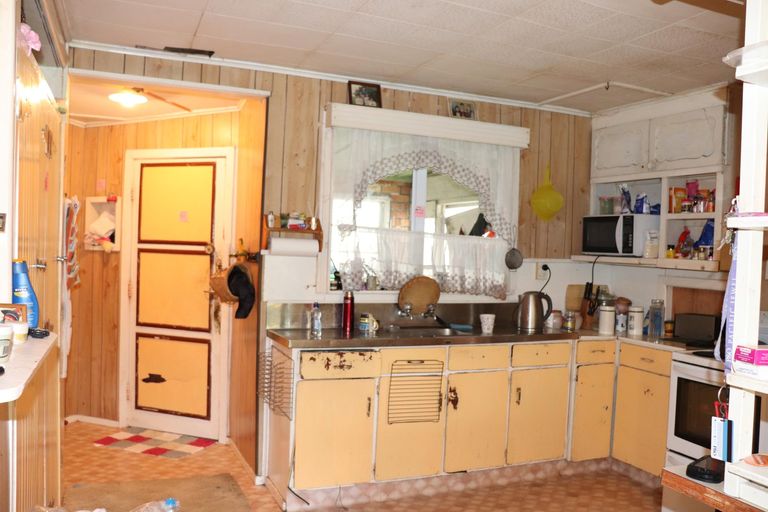 Photo of property in 42 Roto Street, Te Kauwhata, 3710