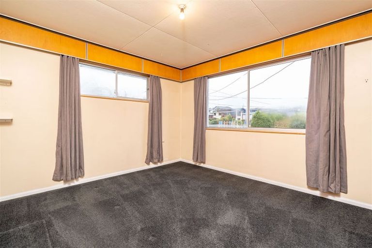Photo of property in 3 Mcneil Street, Balclutha, 9230