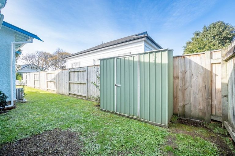 Photo of property in 21 Alfred Street, Roslyn, Palmerston North, 4414