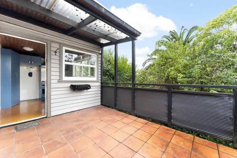 Photo of property in 69 Balmain Road, Birkenhead, Auckland, 0626