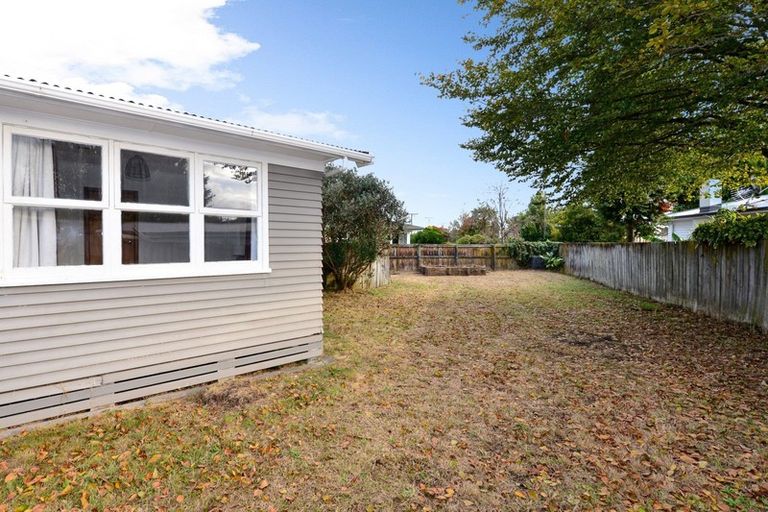 Photo of property in 82 Mount View Road, Melville, Hamilton, 3206