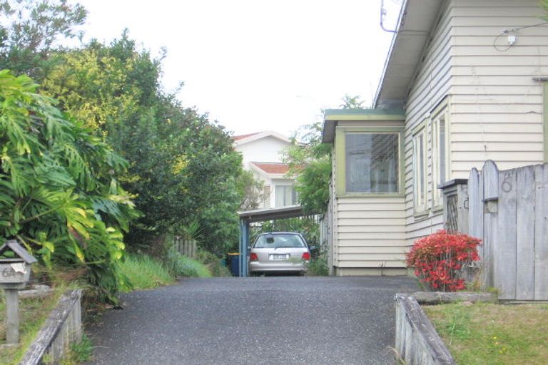Photo of property in 1/6 Spencer Road, Pinehill, Auckland, 0632
