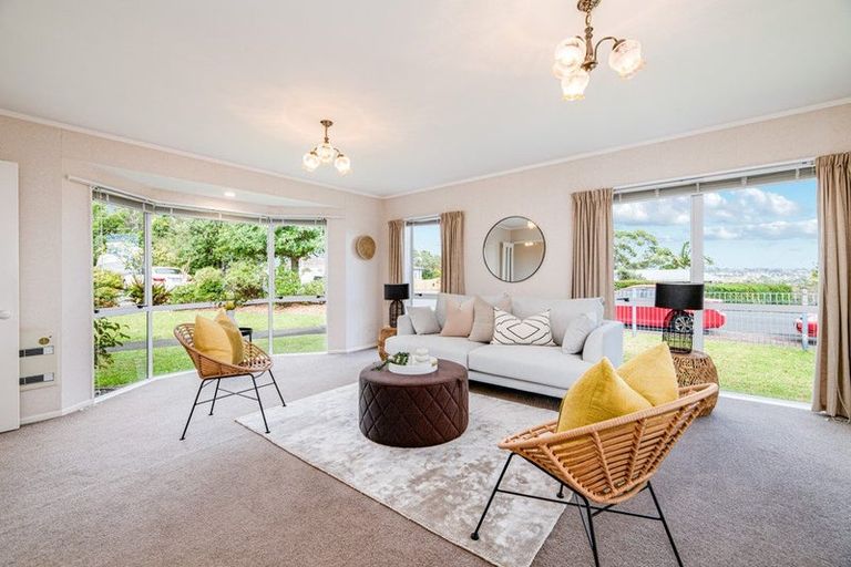 Photo of property in 42 Sunhill Road, Sunnyvale, Auckland, 0612