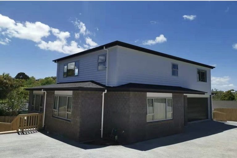 Photo of property in 116b Weatherly Road, Torbay, Auckland, 0630