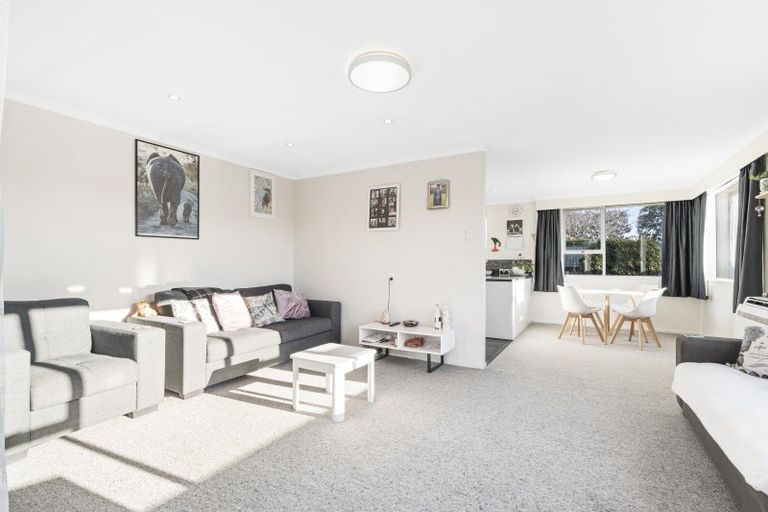 Photo of property in 8a Rowan Place, Mosgiel, 9024