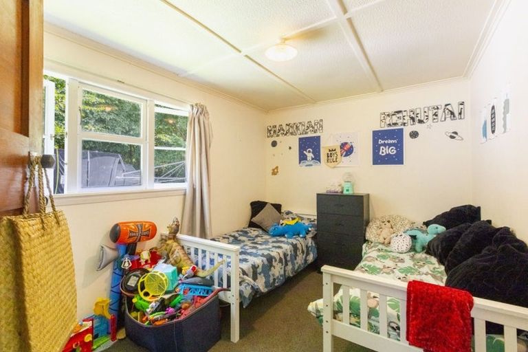 Photo of property in 16 Great North Road, Waipawa, 4210