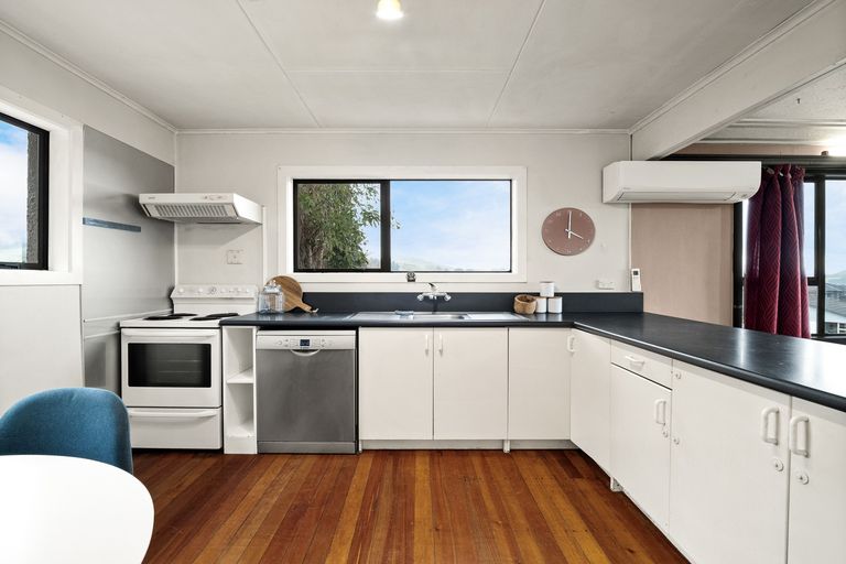 Photo of property in 13 Matthew Street, Abbotsford, Dunedin, 9018