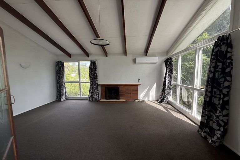Photo of property in 1/114 Verran Road, Birkdale, Auckland, 0626