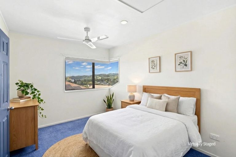 Photo of property in 8 Greenview Way, Miramar, Wellington, 6022