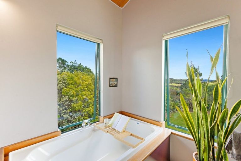 Photo of property in 51 Caprine Road, Waipapa, 0295