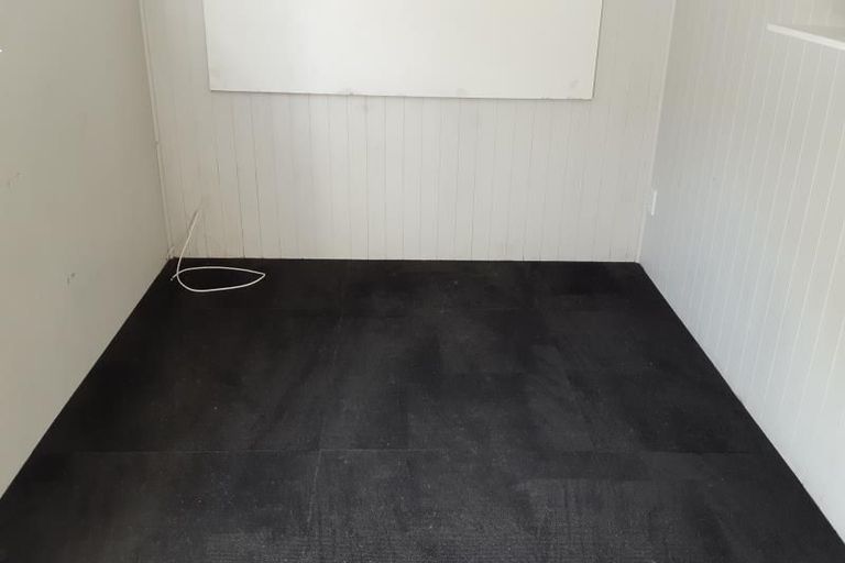 Photo of property in 82a Mcrobbie Road, Kingseat, Papakura, 2580