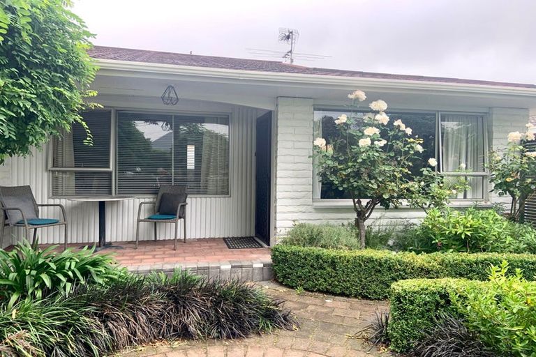 Photo of property in 1/16 Oxley Avenue, St Albans, Christchurch, 8014