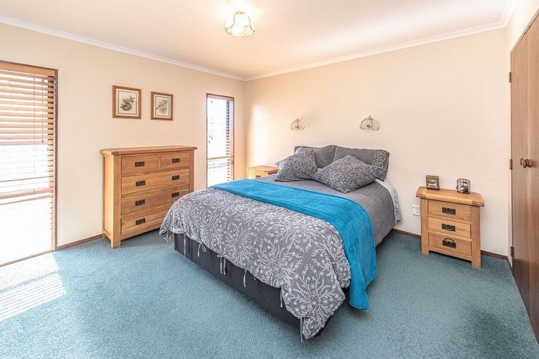 Photo of property in 11 Warwick Place, Springvale, Whanganui, 4501