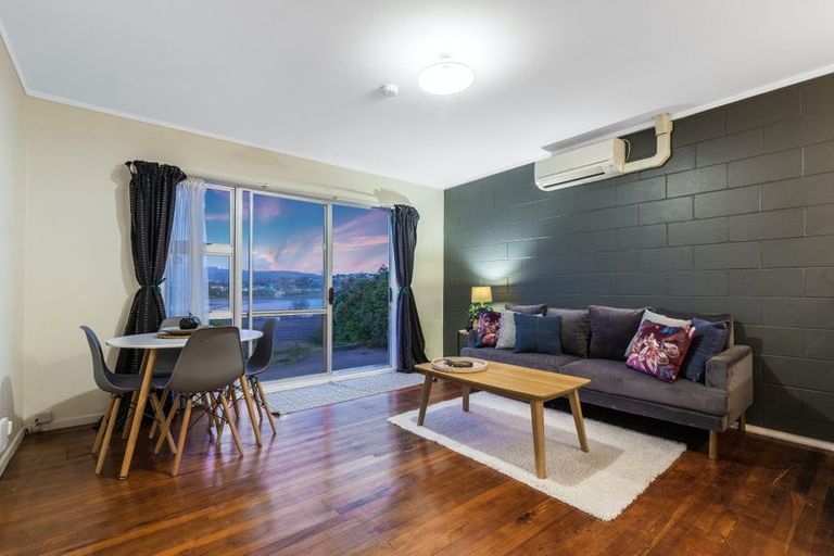 Photo of property in 1/3 Vella Street, Titahi Bay, Porirua, 5022