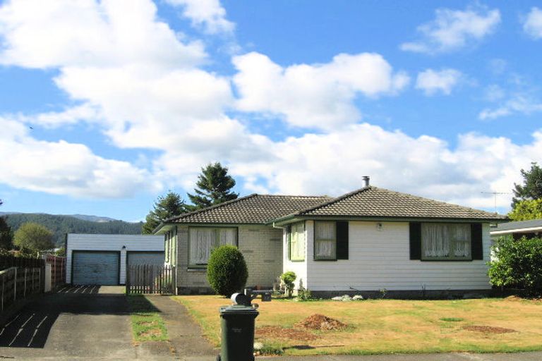 Photo of property in 22 Holdsworth Avenue, Trentham, Upper Hutt, 5018