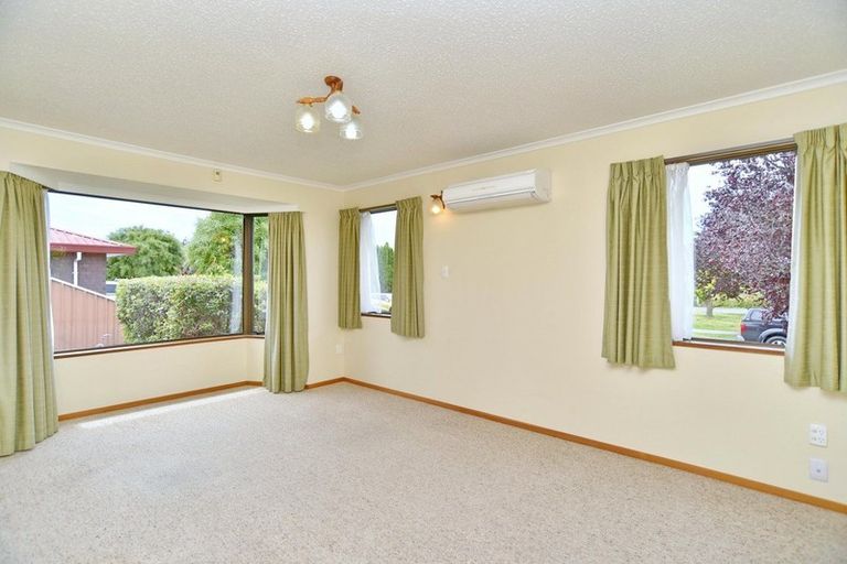 Photo of property in 15 Regent Avenue, Rangiora, 7400
