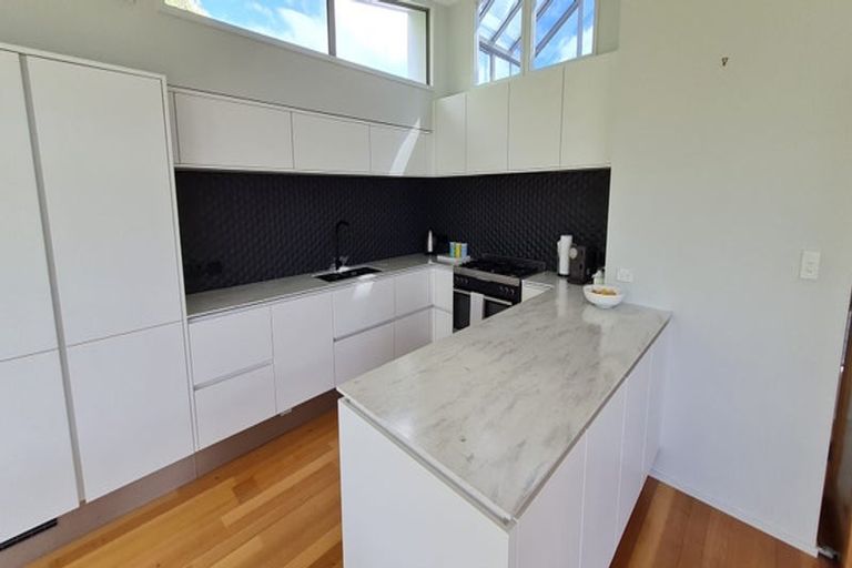 Photo of property in 3a Hector Street, Seatoun, Wellington, 6022