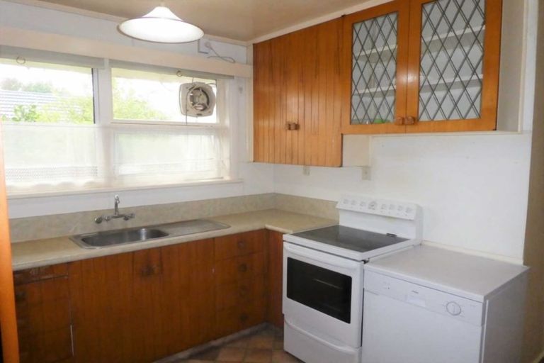 Photo of property in 33 Hanrahan Street, Upper Riccarton, Christchurch, 8041